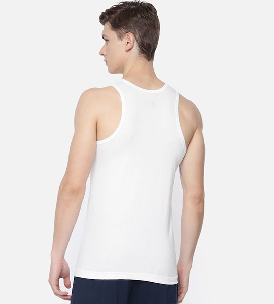 Men White Solid Innerwear Vests